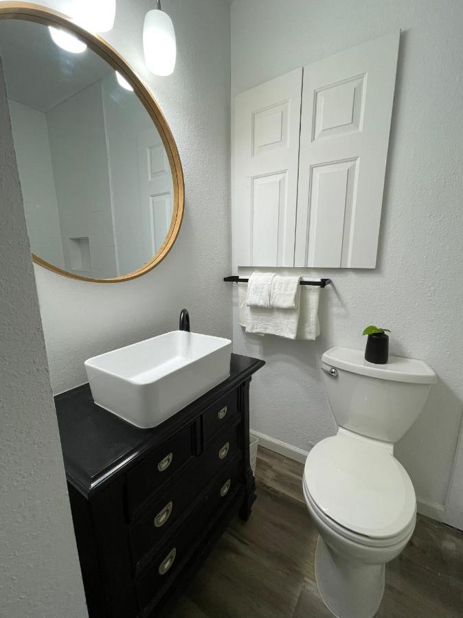 Weeki Wachee Guest Suite Spring Hill Bagian luar foto