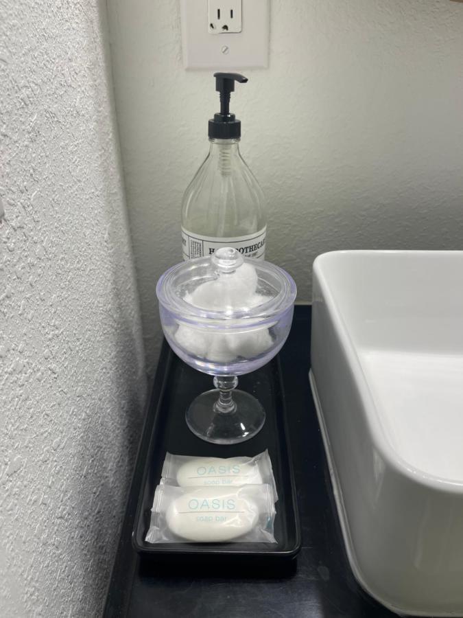 Weeki Wachee Guest Suite Spring Hill Bagian luar foto