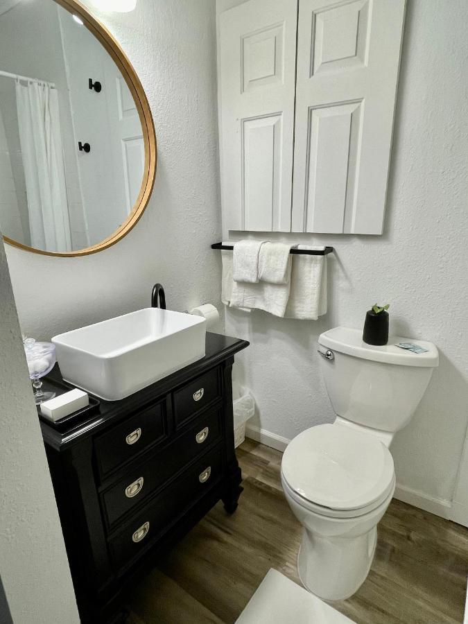 Weeki Wachee Guest Suite Spring Hill Bagian luar foto