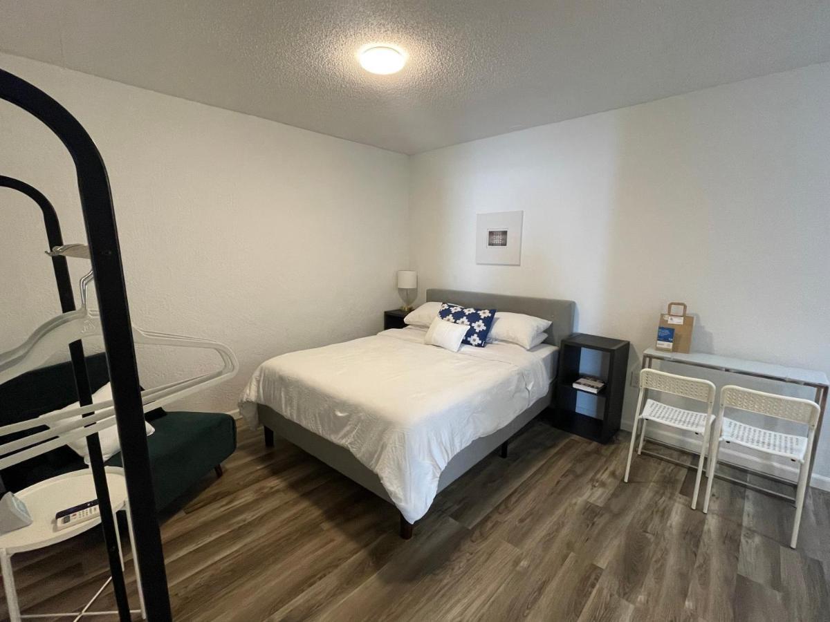 Weeki Wachee Guest Suite Spring Hill Bagian luar foto